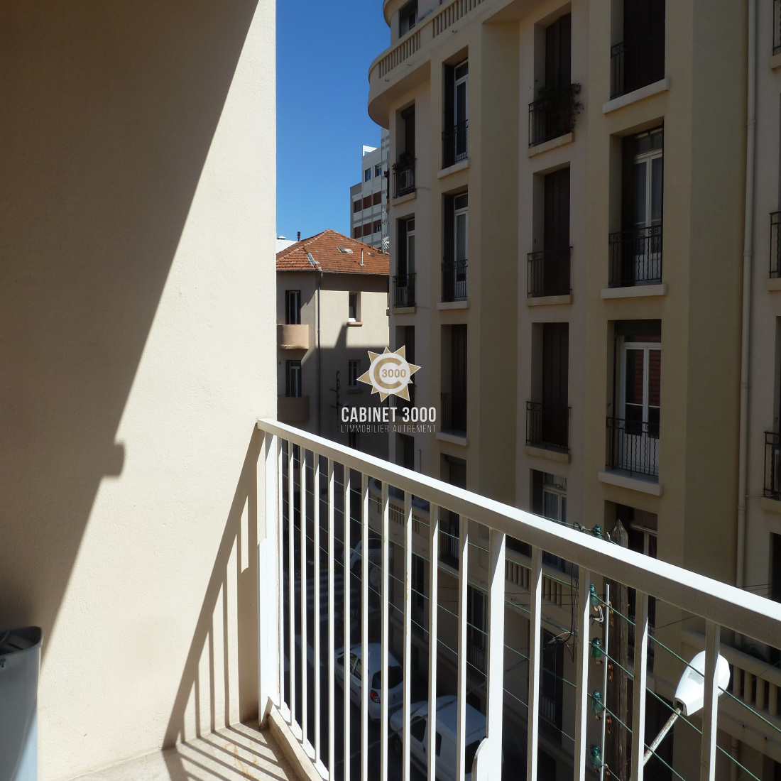 vente 1642 TOULON Pont du Las Appartement T1 avec balcon Sud 3000