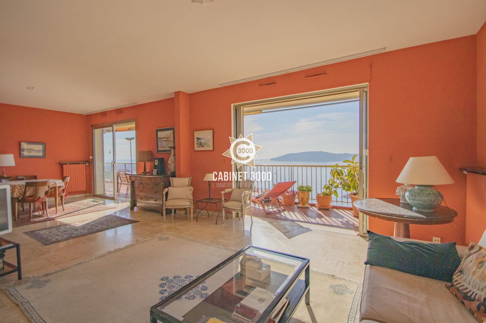 Vente M1916 TOULON Le Mourillon Appartement T6 dernier étage vue Mer Cave Garage