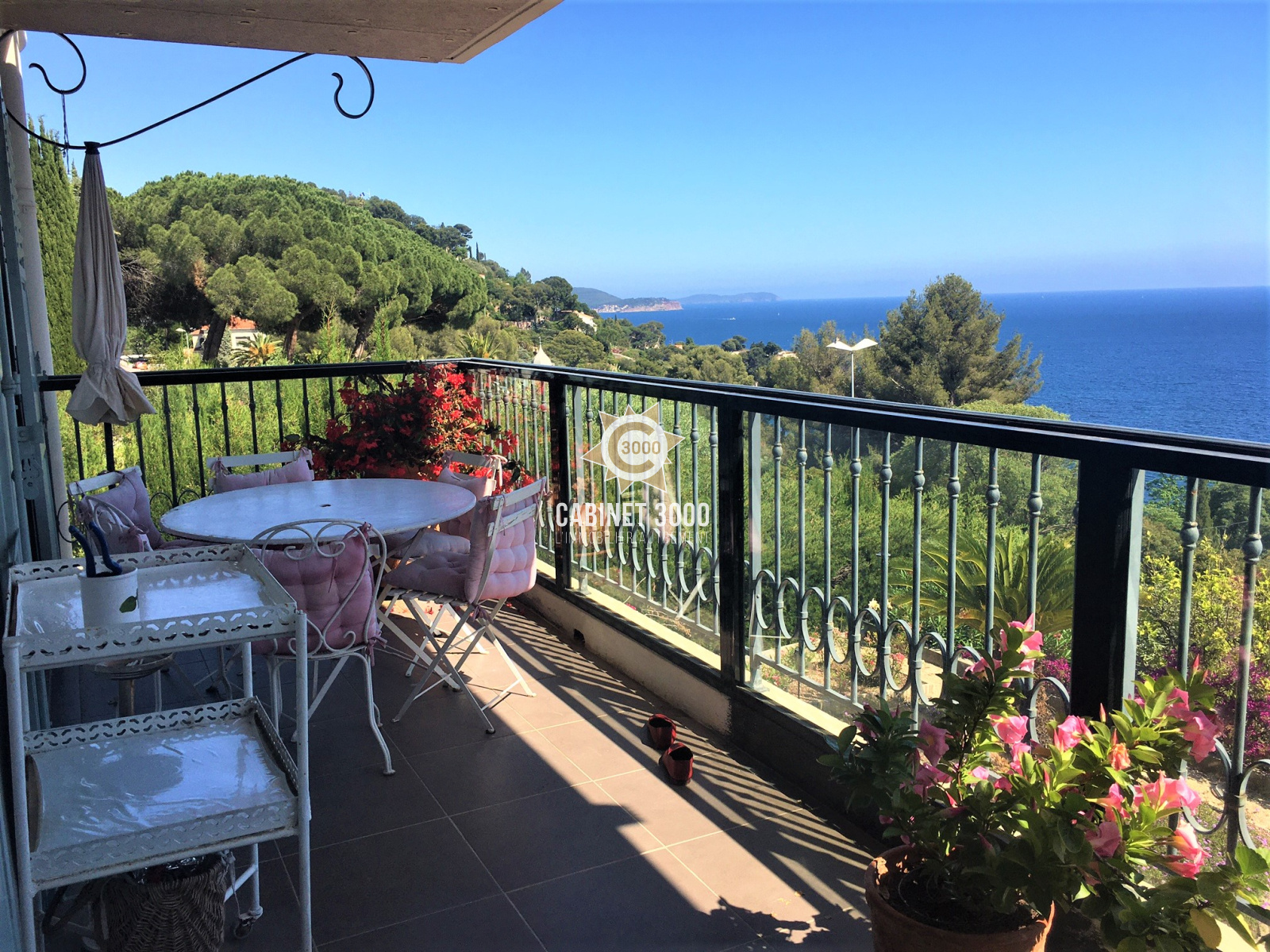 Vente M1823 TOULON Cap Brun Appartement T5 terrasse vue mer